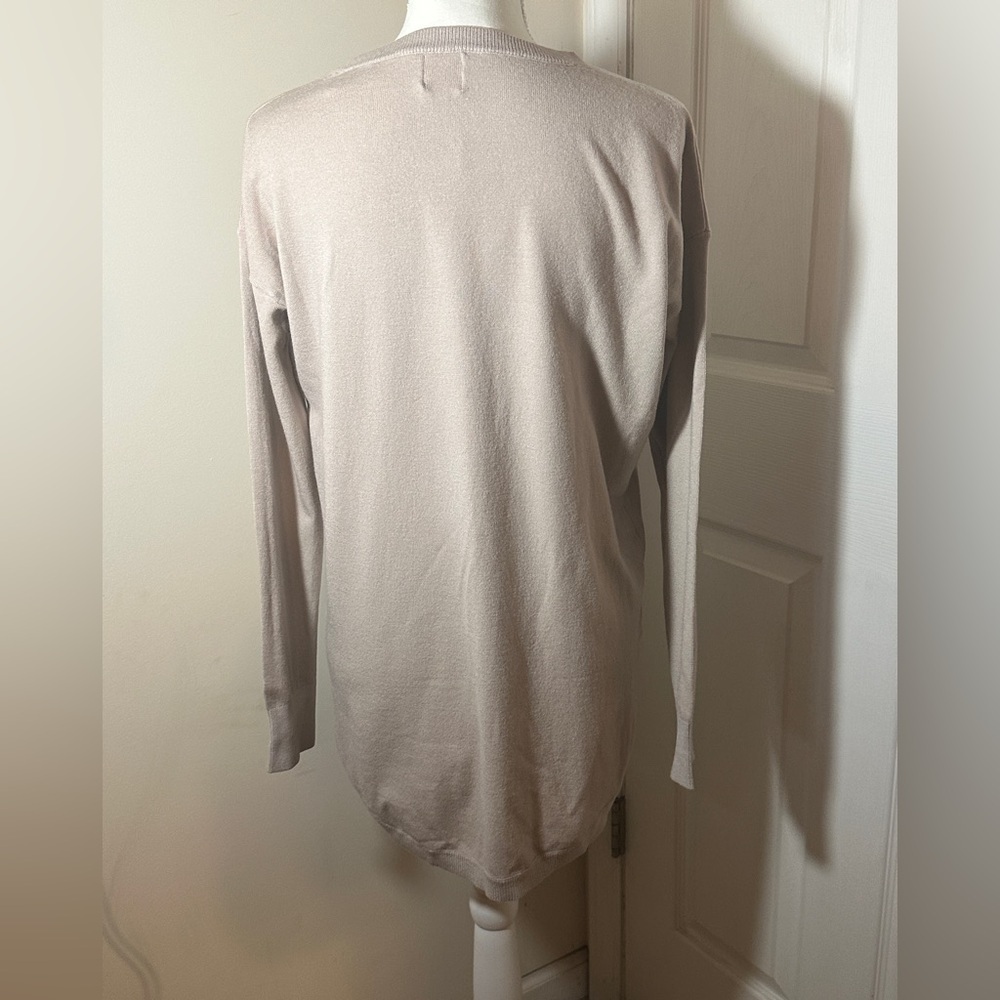 NWT - Wanna B Tunic High Low Sweater in a Blush Pink. - Picture 2 of 7